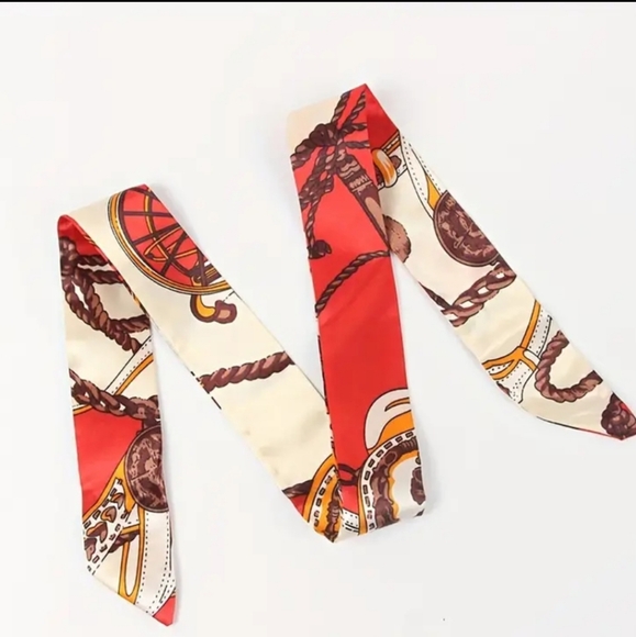 Twilly - Picture 3 of 3